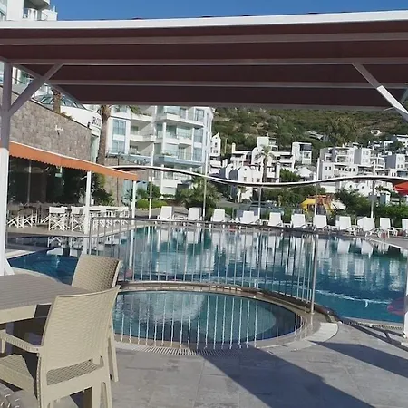 Hawthorn-karaca Otel Turgutreis
