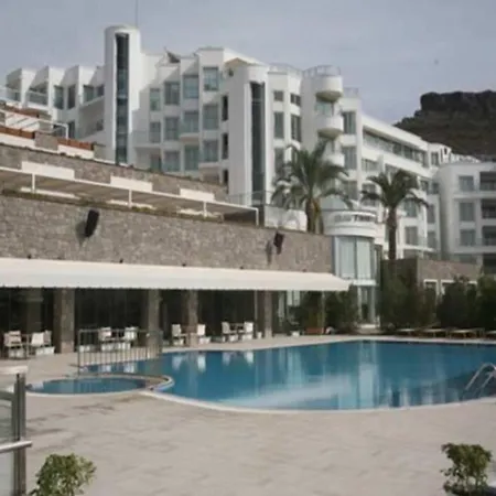 Hawthorn-karaca Otel