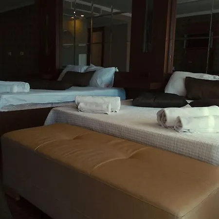 Hawthorn-karaca Otel 5*