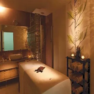 Hawthorn-karaca Otel 5*