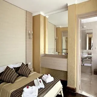 Hawthorn-karaca Otel 5*