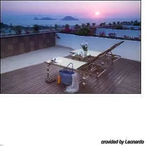 Hawthorn-karaca Hotel