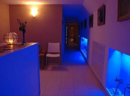 Hawthorn-karaca Hotell 5*